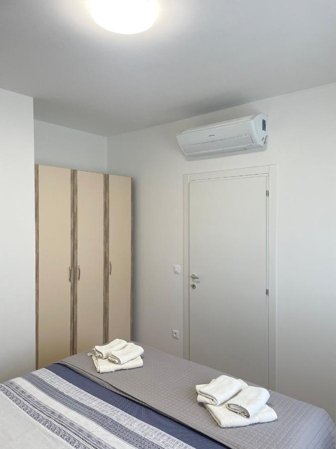 Apartment Diana Zara Parking Free Exteriör bild