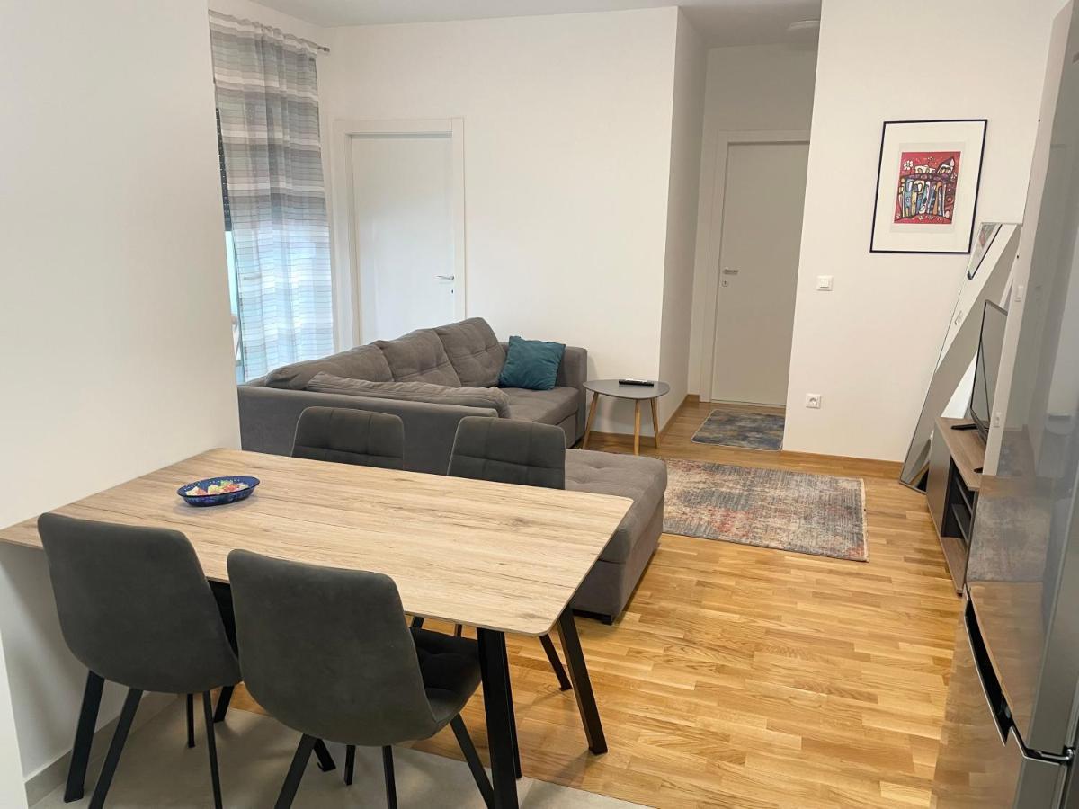 Apartment Diana Zara Parking Free Exteriör bild