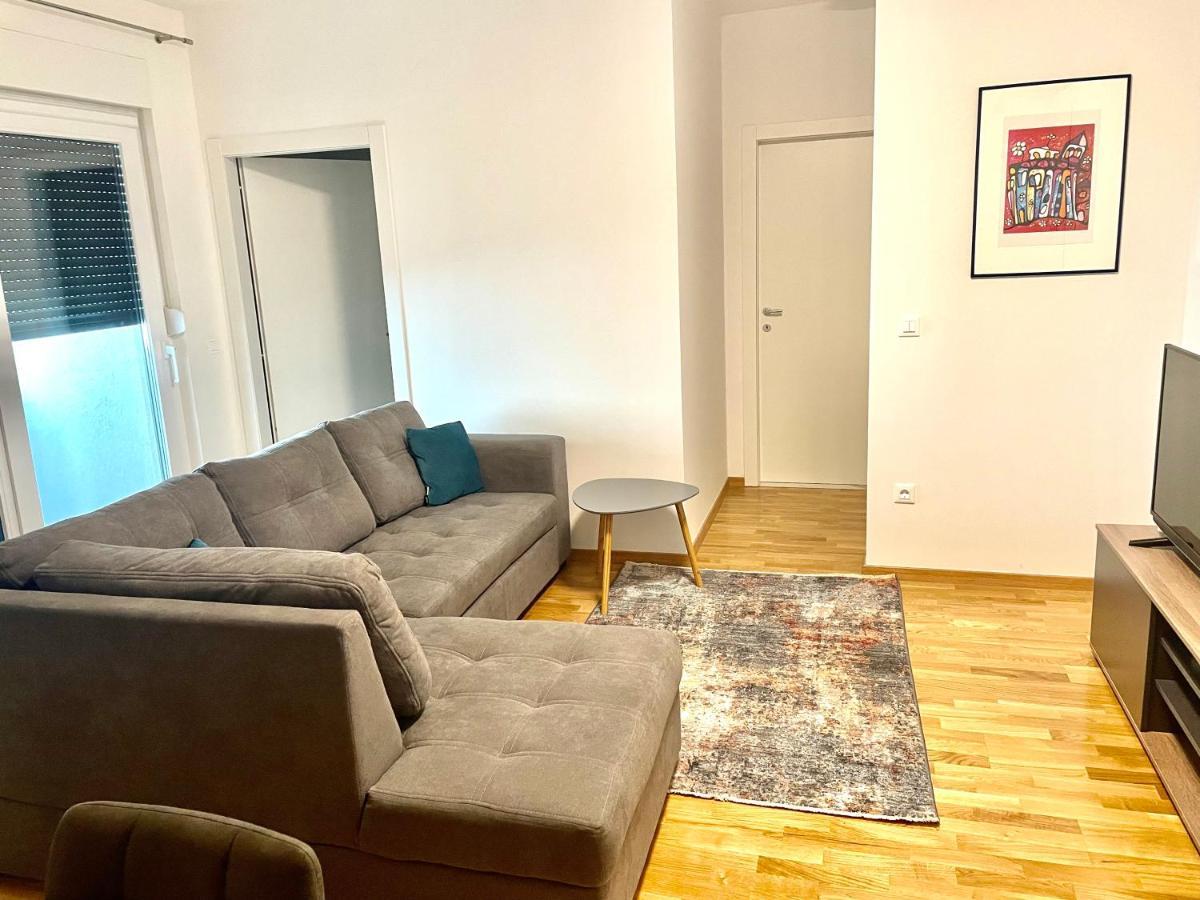 Apartment Diana Zara Parking Free Exteriör bild